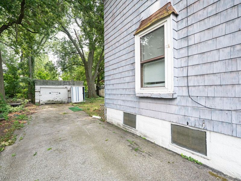 14810 Saranac Road, Cleveland, OH 44110 Photo 22