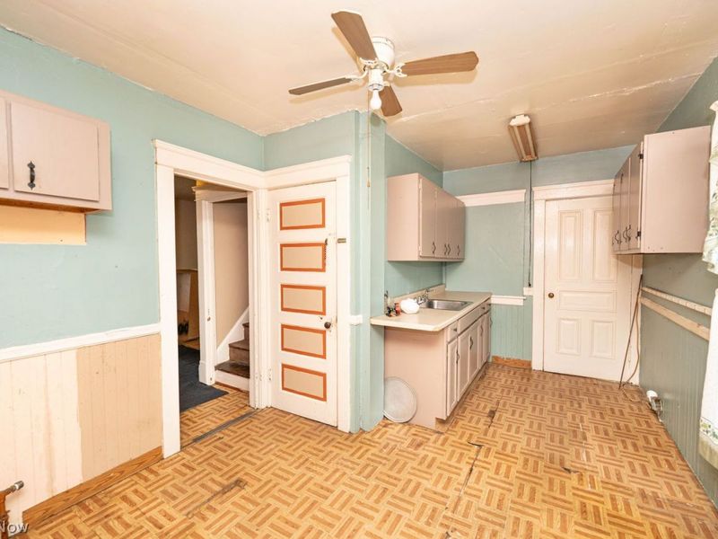 14810 Saranac Road, Cleveland, OH 44110 Photo 7