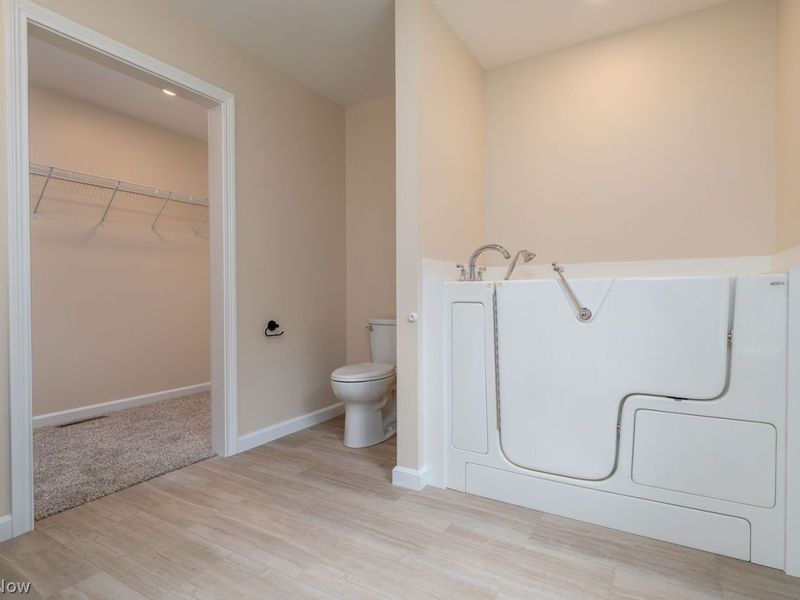 310 Sharp Drive, Sherrodsville, OH 44675 Photo 9