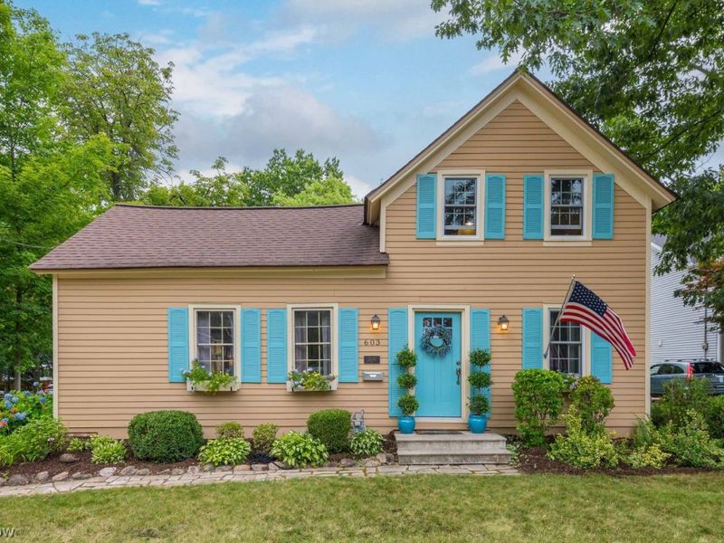 603 Bassett Road, Bay Village, OH 44140 Photo 1