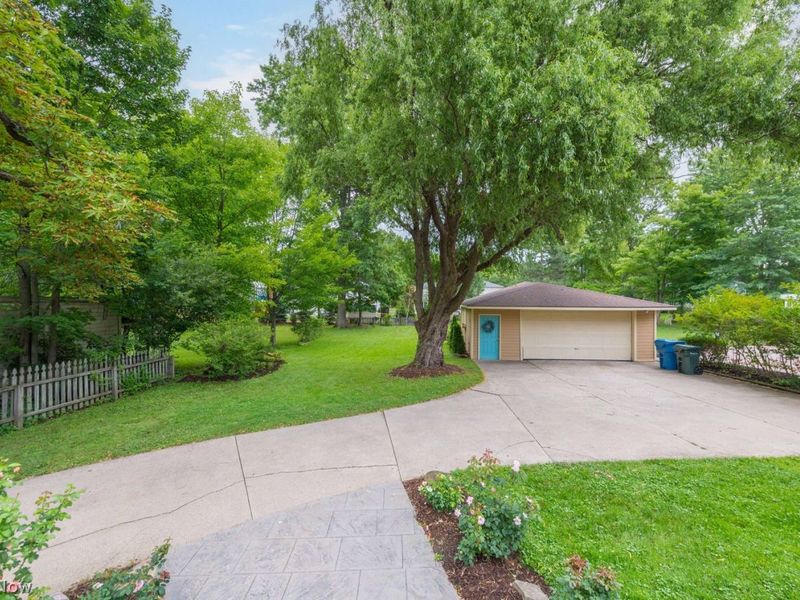 603 Bassett Road, Bay Village, OH 44140 Photo 40