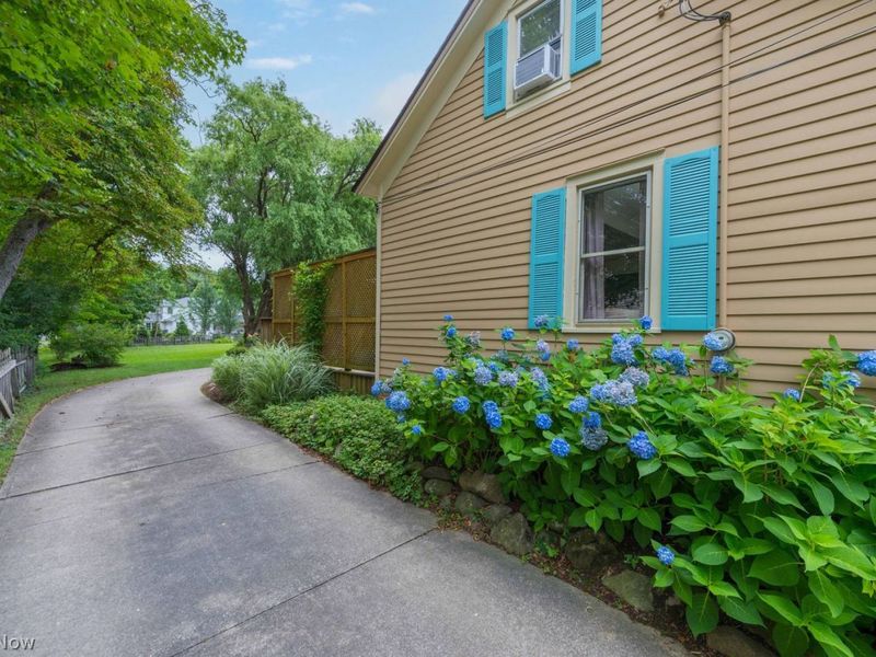 603 Bassett Road, Bay Village, OH 44140 Photo 45