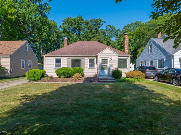 3880 W 229th Street, Fairview Park, OH 44126
