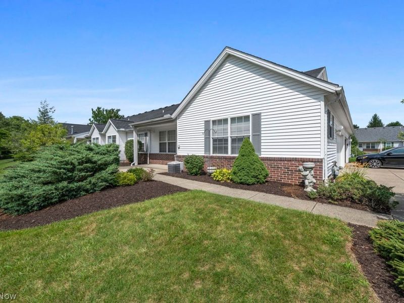9215 Hickory Ridge Drive, Streetsboro, OH 44241 Photo 3