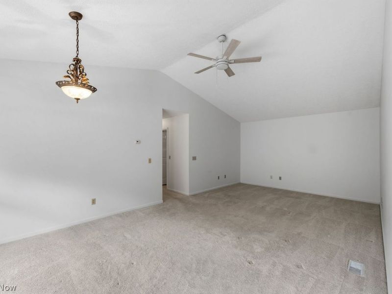9215 Hickory Ridge Drive, Streetsboro, OH 44241 Photo 4
