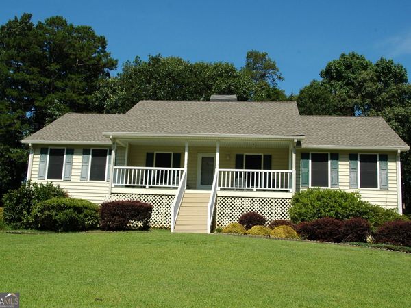 400 Lambeth Drive, Hiram, GA 30141