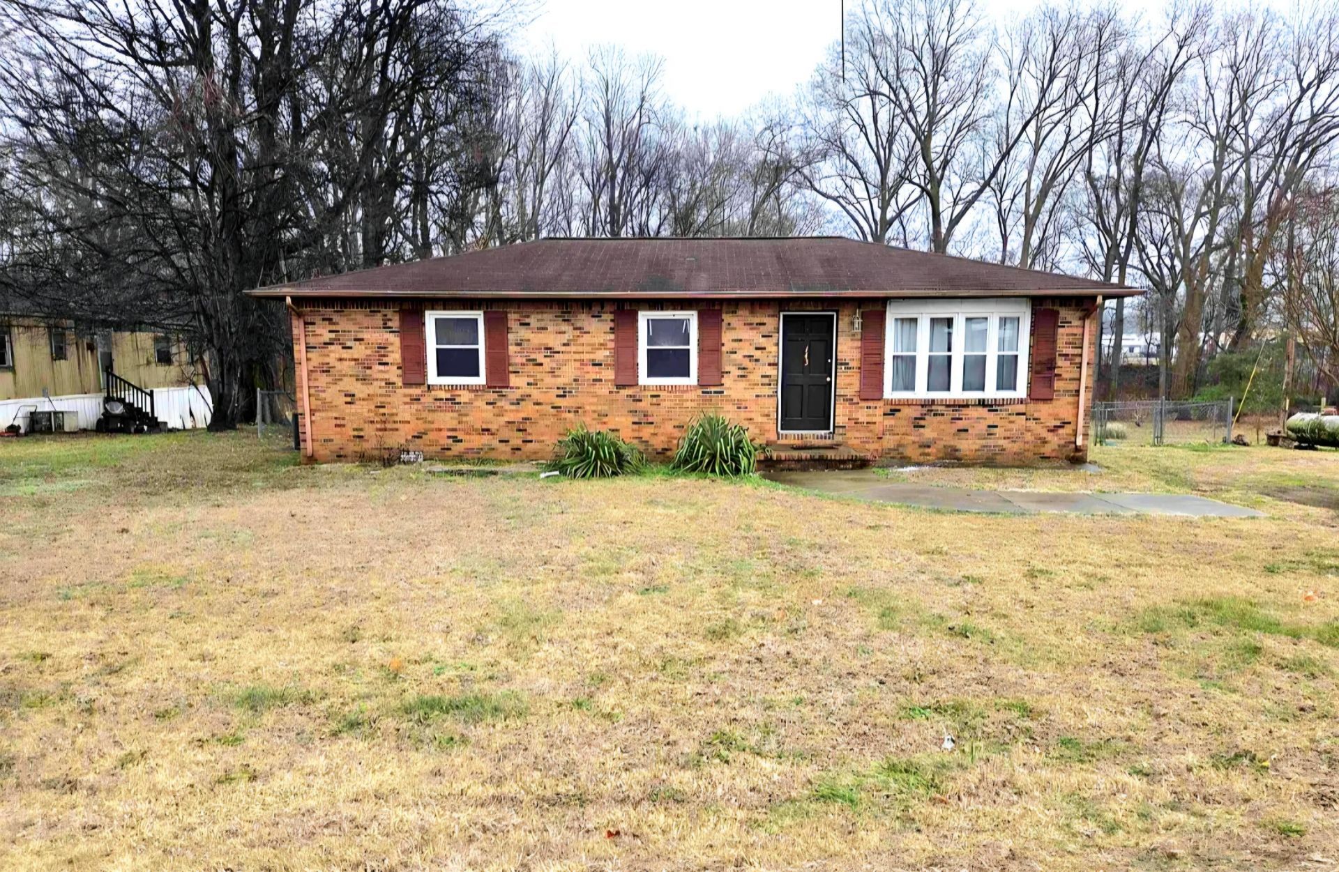 143 McCullom Lane, Ledbetter, KY 42058