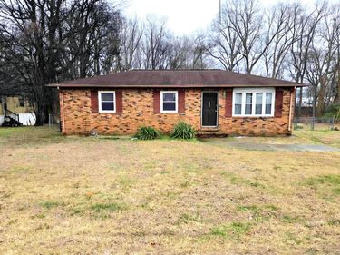 143 McCullom Lane, Ledbetter, KY 42058