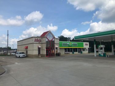 637 S 2nd Street, Central City, KY 42330