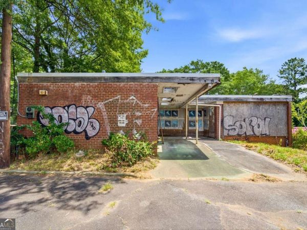 319 West Lake Avenue, Atlanta, GA 30318