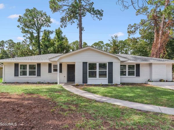 235 Enterprise Street , Brunswick, GA 31525