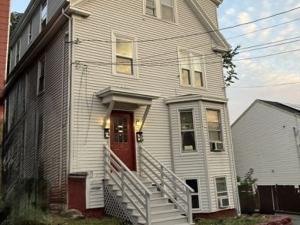 12 Linwood Pl, Lynn, MA 01905