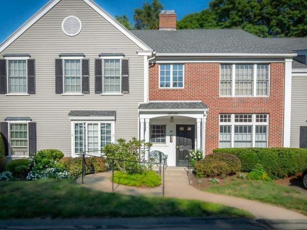 409 Old Country, Unit 409, Wenham, MA 01984