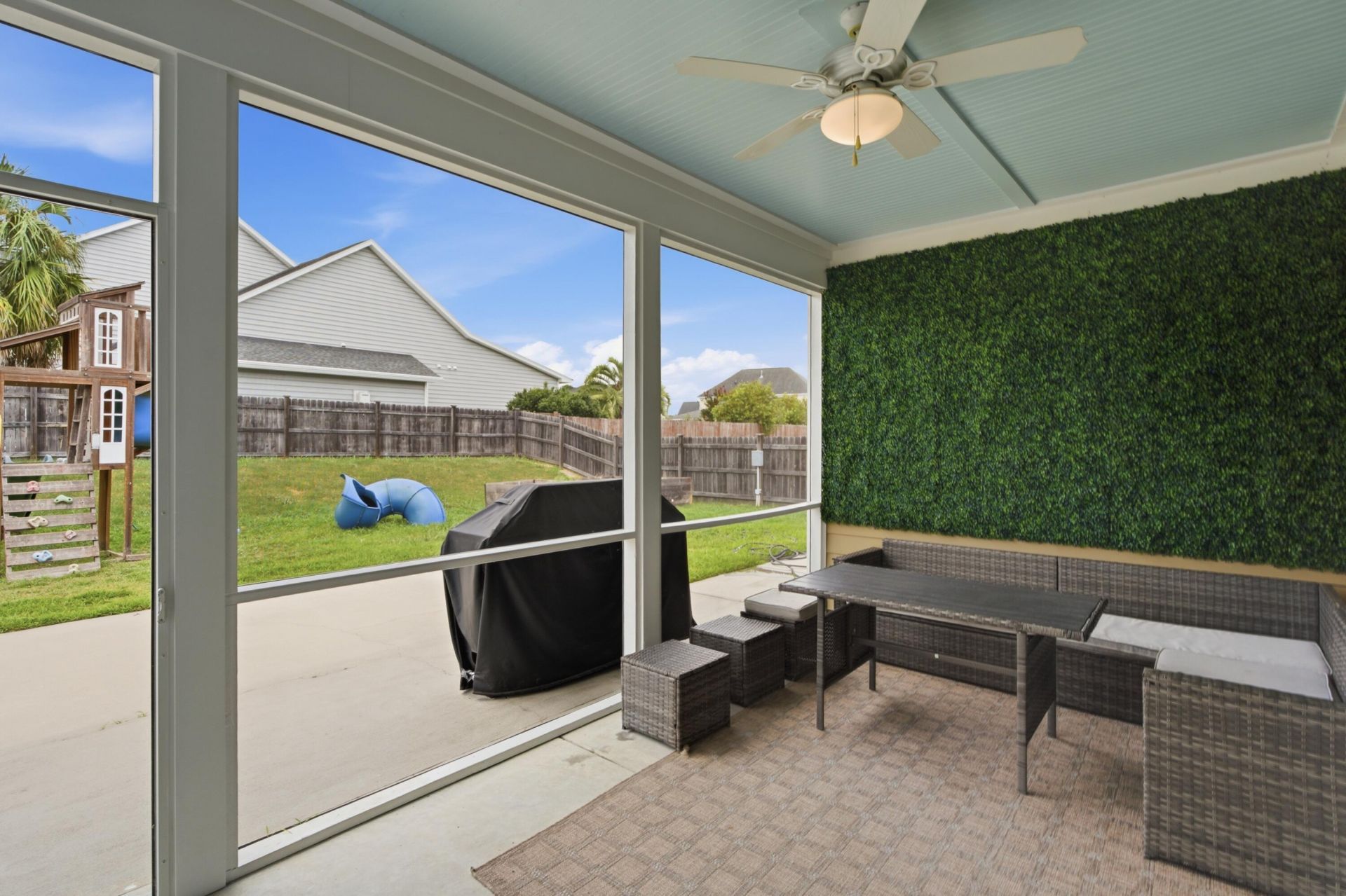 566 Pendleton Drive Photo 44