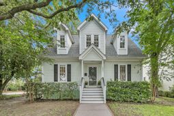 1421 N Point Court photo 4