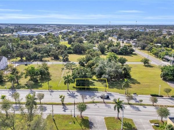 2726 Dr Martin Luther King Jr BLVD , FORT MYERS, FL 33916