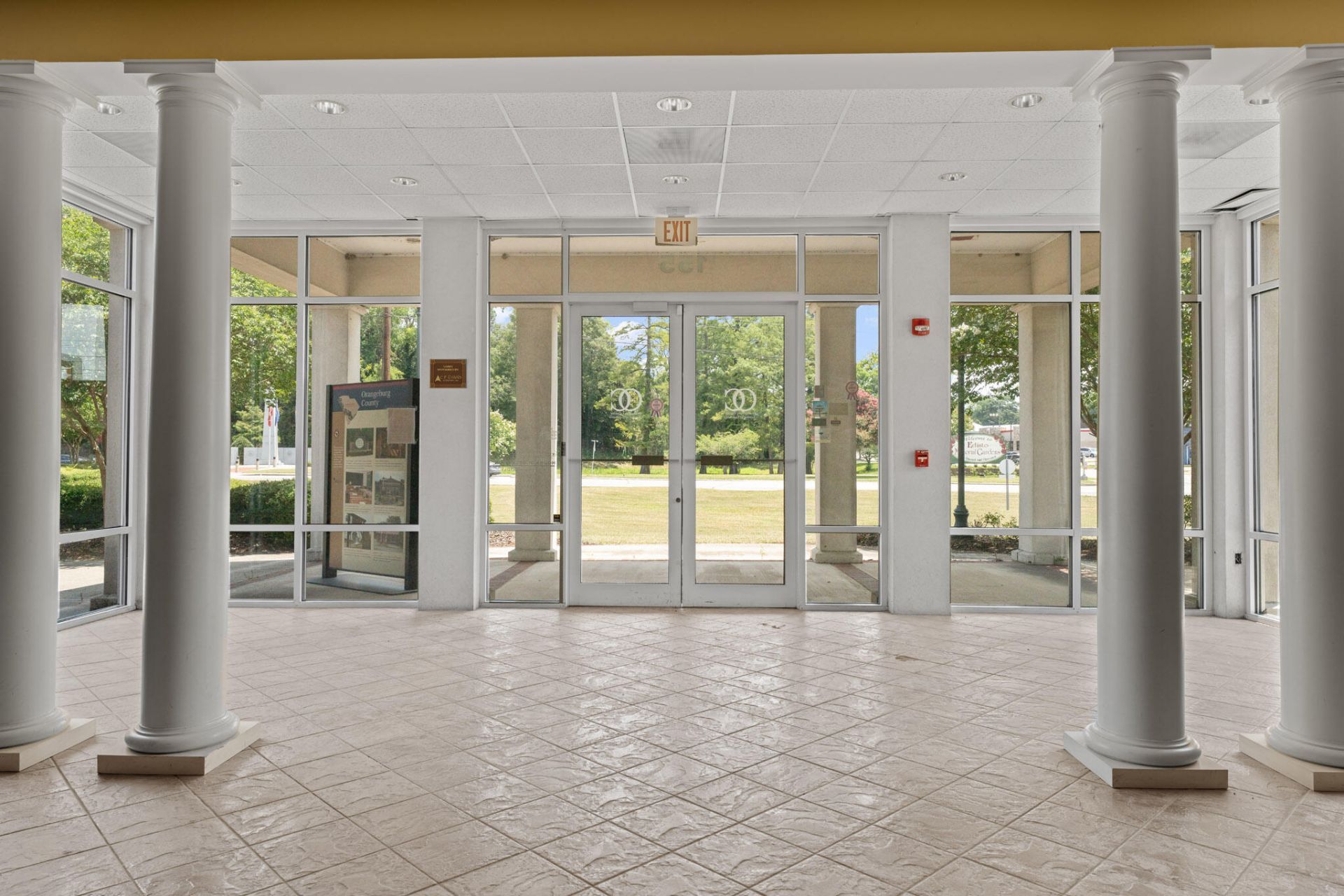 155 Riverside Drive SW  Photo 8