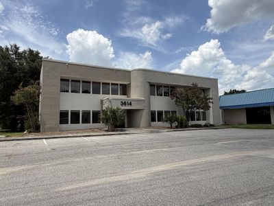 3614 Ashley Phosphate Road , North Charleston, SC 29418