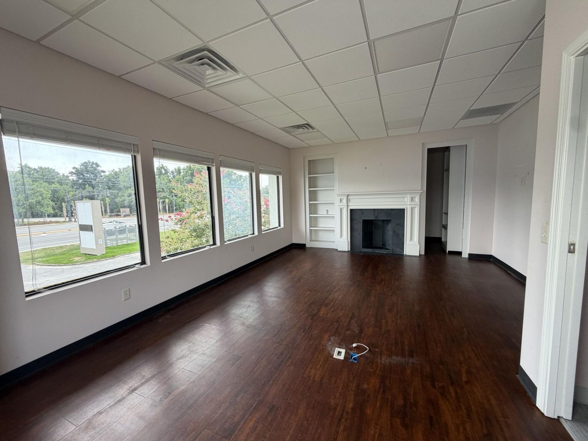 3614 Ashley Phosphate Road  Photo 15