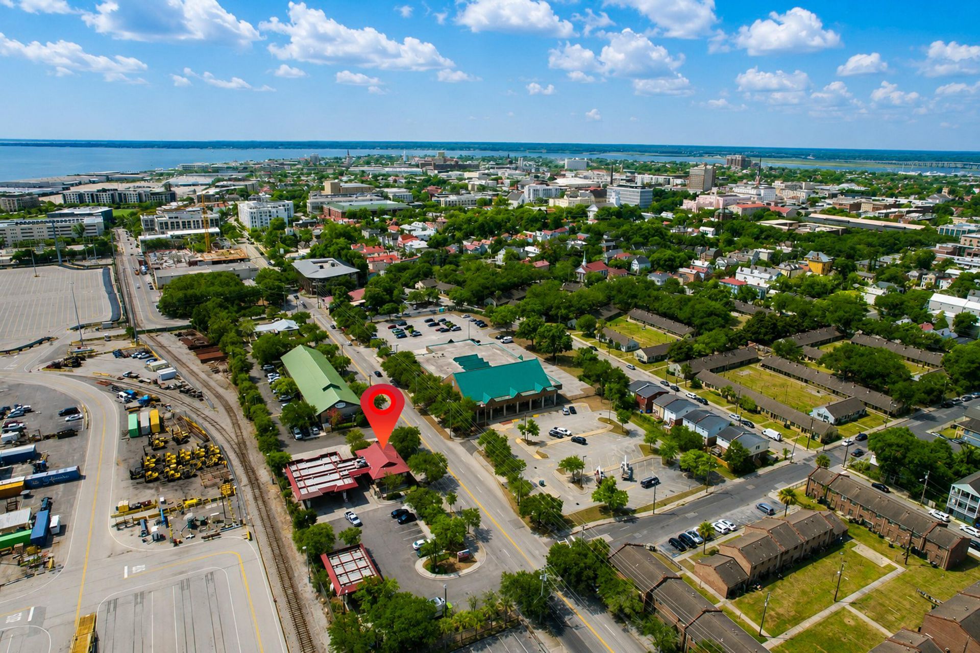 588 E Bay Street Photo 14