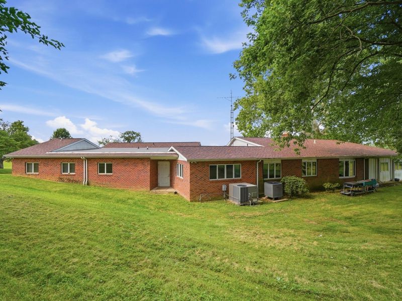 3484 Cincinnati Zanesville Road NE, Lancaster, OH 43130 Photo 69