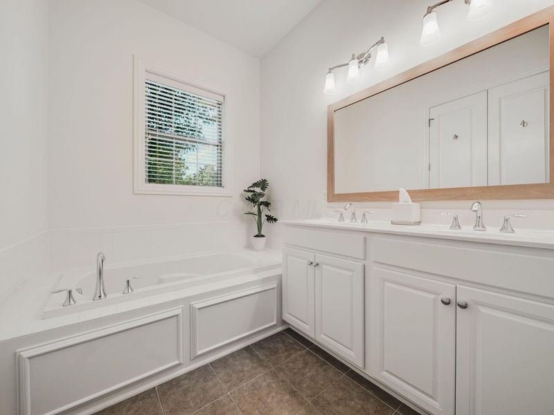 4242 Tuller Ridge Drive, Unit 92, Dublin, OH 43017 Photo 33
