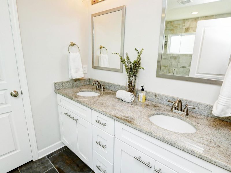 1527 Oak Street, Columbus, OH 43205 Photo 24