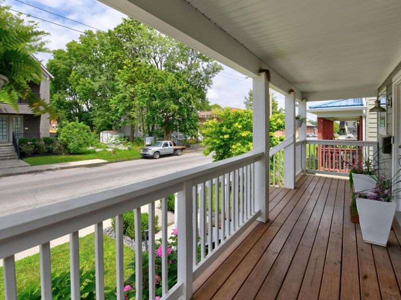 1527 Oak Street, Columbus, OH 43205 Photo 5