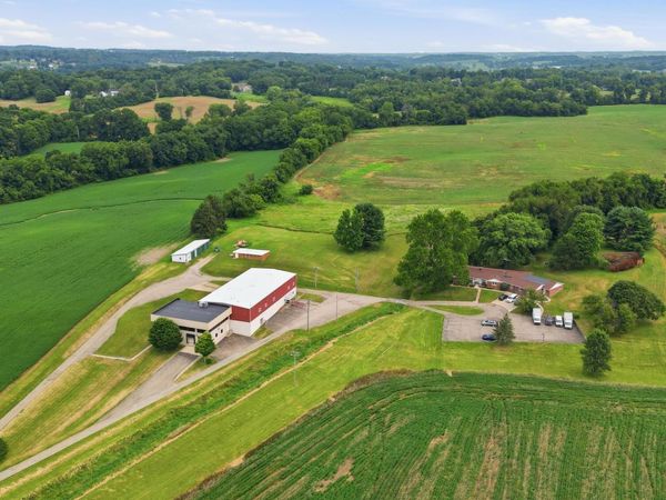 3484 Cincinnati Zanesville Road NE, Lancaster, OH 43130