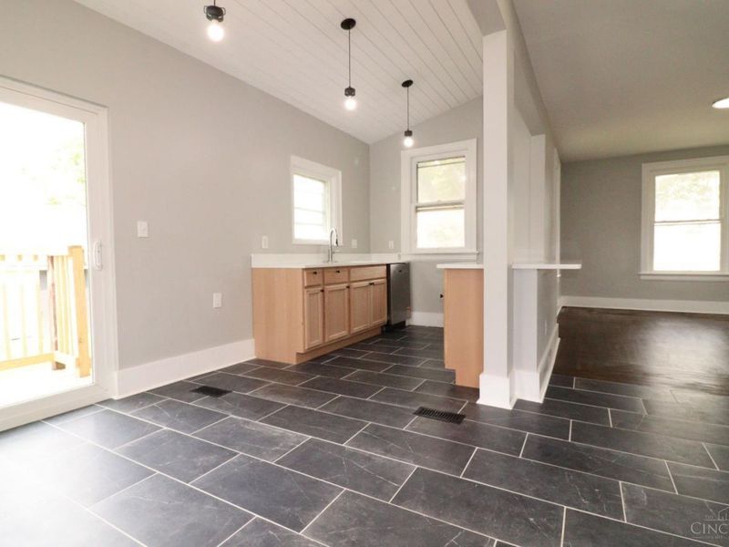 457 N E Street, Hamilton, OH 45013 Photo 11