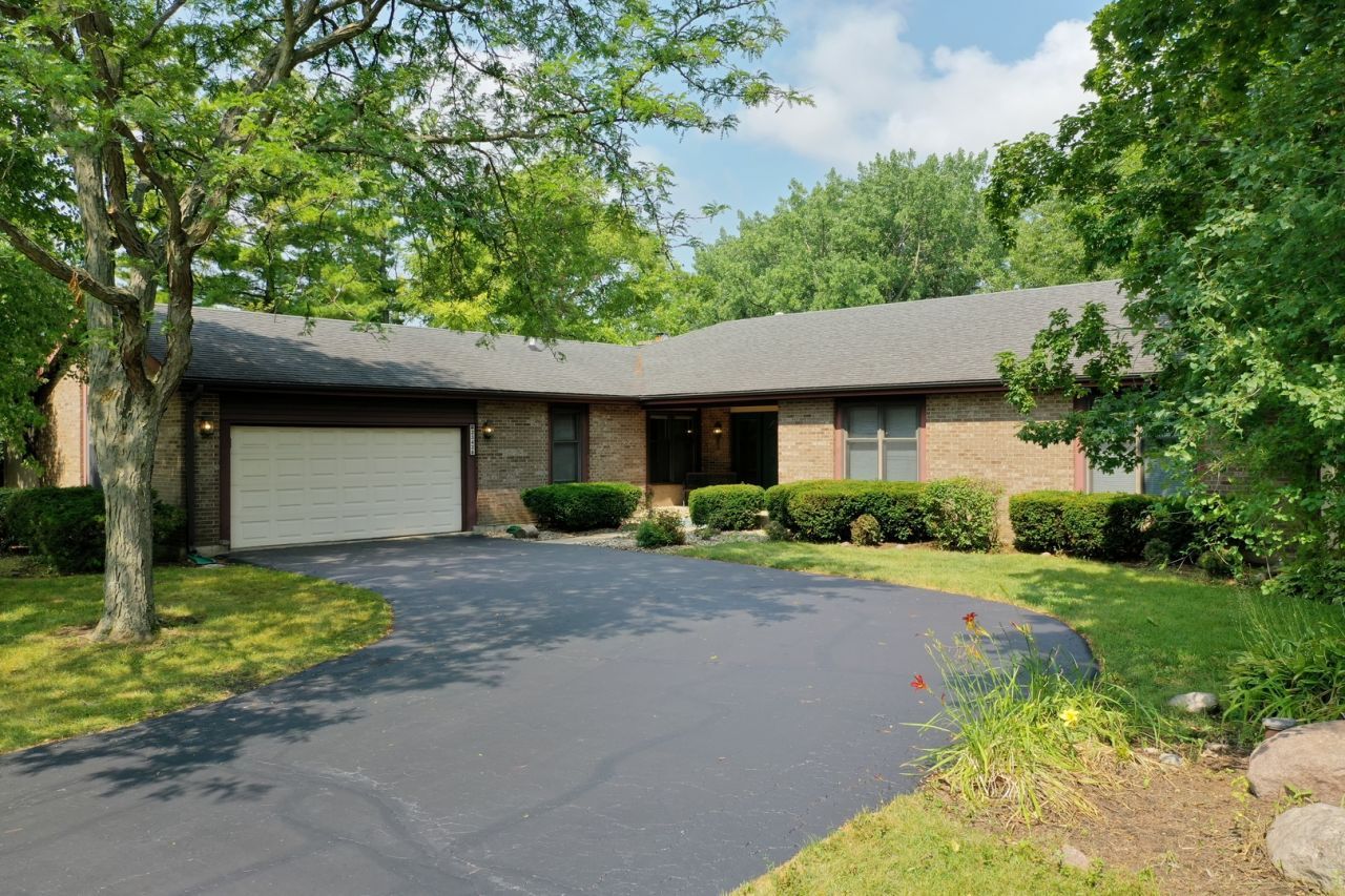 23428 W Mallard Court, Deer Park, IL 60010 Main Photo