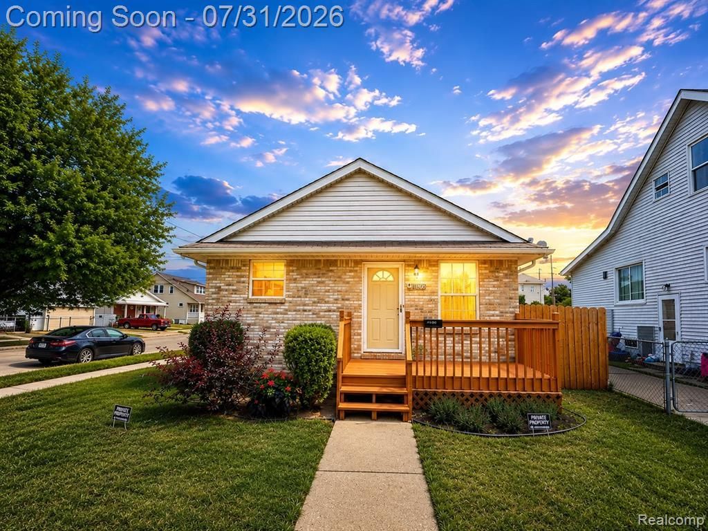 17640 Roseville Boulevard, Roseville, MI 48066 Main Photo