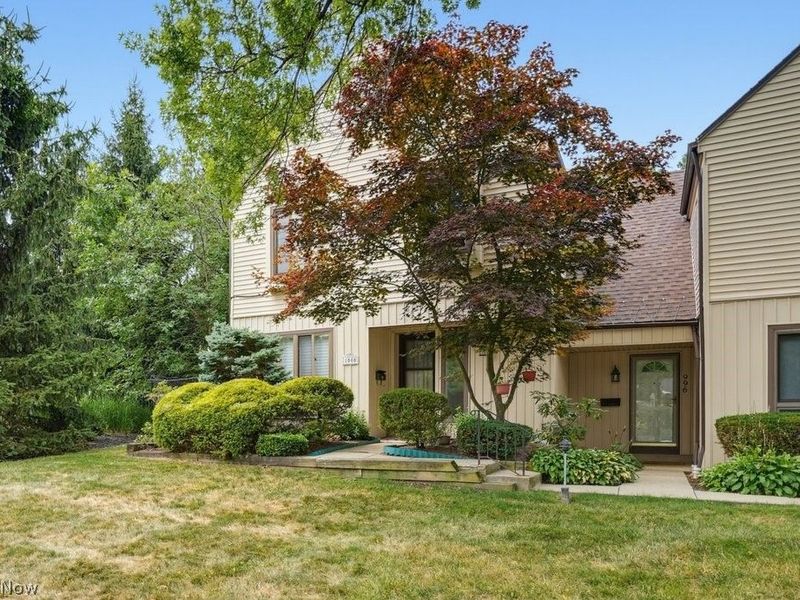 1000 Som Center Rd , Unit E-5, Mayfield Village, OH 44143 Photo 2