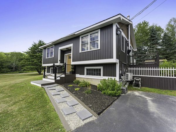 94 Furbush Road , Sabattus, ME 04280