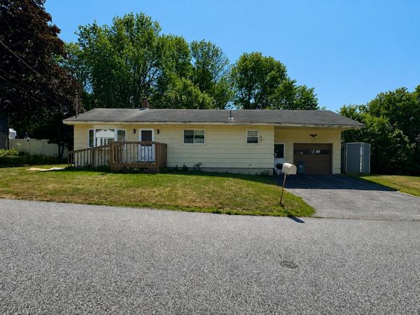 9 Sherbrooke Avenue , Lewiston, ME 04240