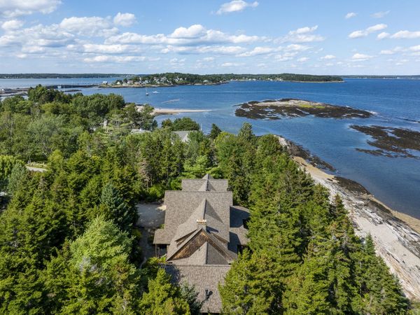 34 Cragmoor Lane , Harpswell, ME 04003