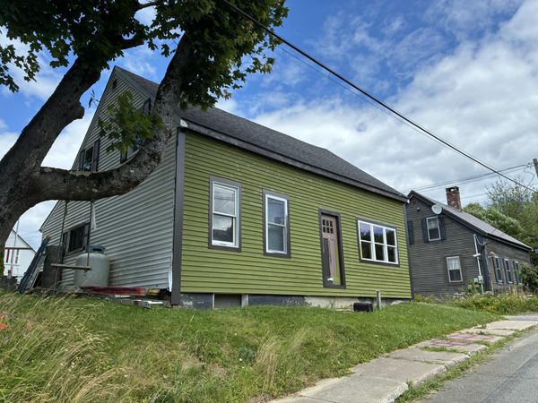 31 Shackford Street , Eastport, ME 04631
