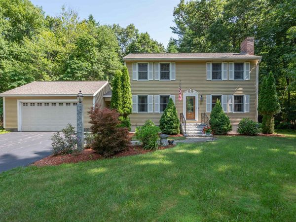 21 Marty Drive, Merrimack, NH 03054