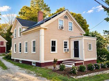 21 Linden Street, Somersworth, NH 03878