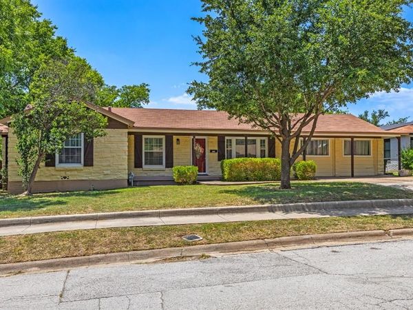 3109 Kingsbury Avenue , Richland Hills, TX 76118