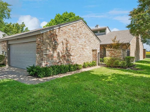 9629 Highland View Drive, Dallas, TX 75238