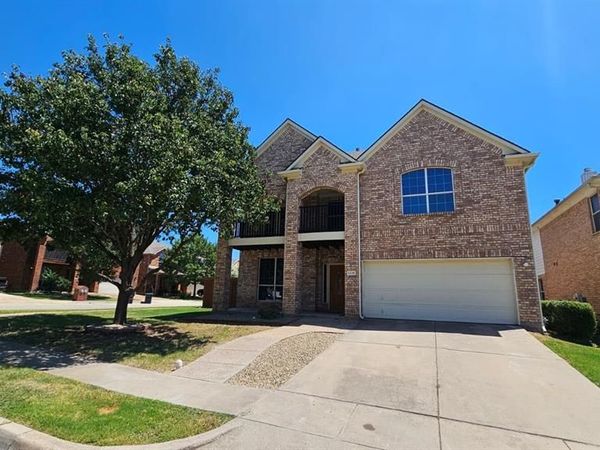5236 Hilcroft Road, Fort Worth, TX 76244