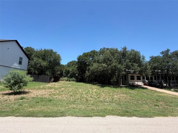 18308 Center ST , Jonestown, TX 78645