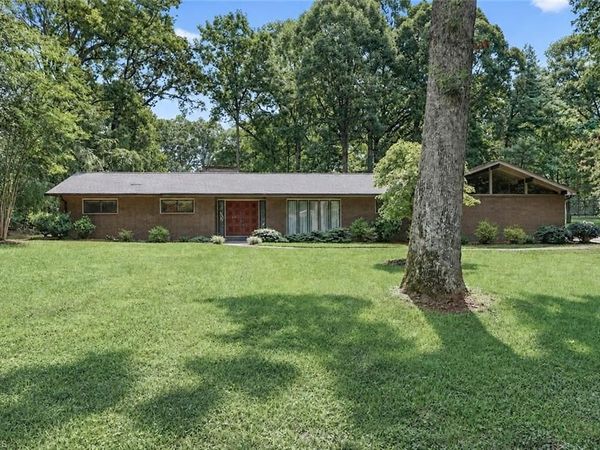 107 Augusta Drive, Statesville, NC 28625