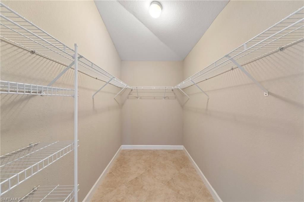 932 SW 4th Ave, Cape Coral, FL 33991 Photo