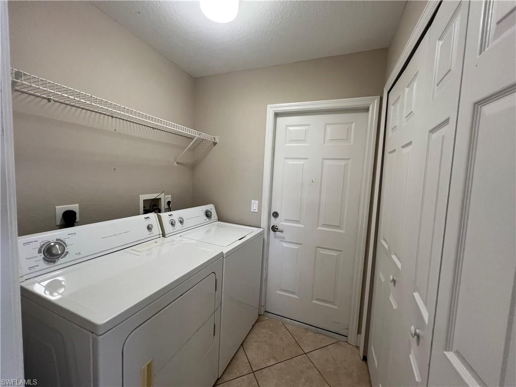 932 SW 4th Ave, Cape Coral, FL 33991 Photo