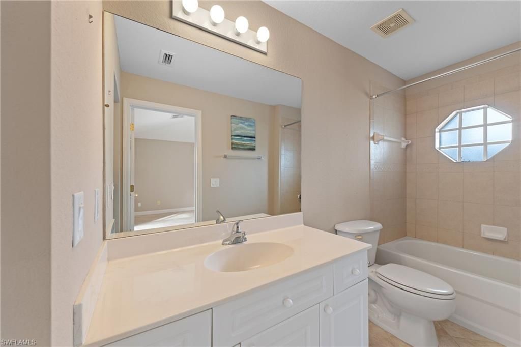 932 SW 4th Ave, Cape Coral, FL 33991 Photo