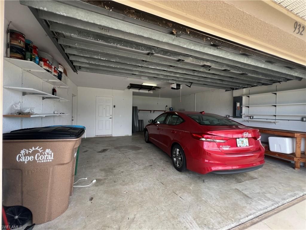 932 SW 4th Ave, Cape Coral, FL 33991 Photo