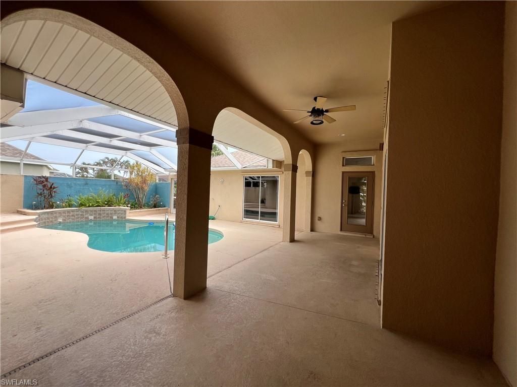 932 SW 4th Ave, Cape Coral, FL 33991 Photo