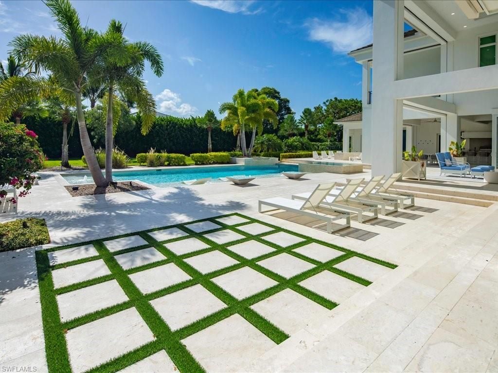 188 West St , Naples, FL 34108 Photo